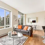 Urban Living At Its Finest Central 1Br In Yaletown